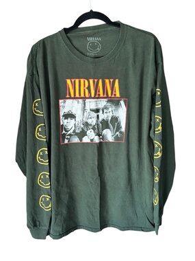 5/$25 Nirvana Graphic Long Sleeve Band Tee Size XL